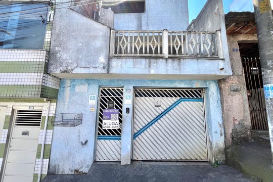 Fachada de casa para alugar com 1 quarto, 150m² em Americanópolis, São Paulo