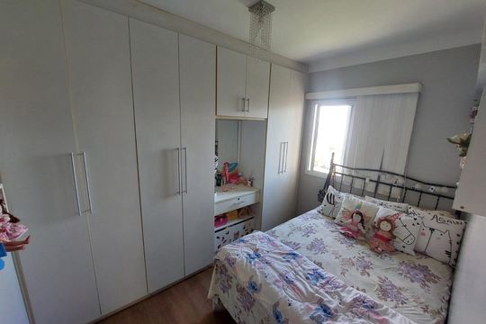 Apartamento à venda com 4 quartos, 105m² em Jardim Tupanci, Barueri