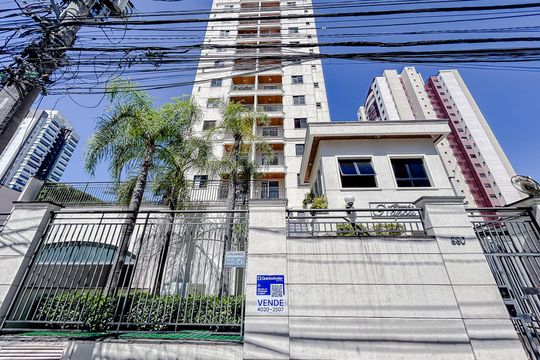 Fachada com Plaquinha de apartamento para alugar com 1 quarto, 44m² em Vila Gomes Cardim, São Paulo