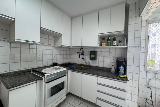 Cozinha de apartamento à venda com 2 quartos, 60m² em São Pedro, Osasco