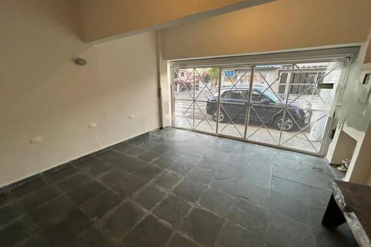 Casa à venda com 2 quartos, 136m² em Campo Belo, São Paulo