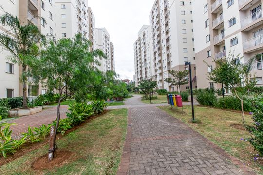 Área comum de apartamento à venda com 2 quartos, 58m² em Jardim Tupanci, Barueri