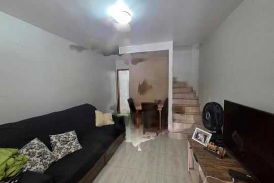 Casa à venda com 3 quartos, 89m² em Jardim Aparecida, São Paulo