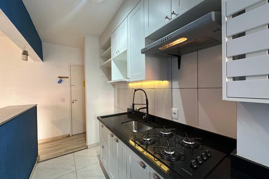 Cozinha de apartamento para alugar com 2 quartos, 57m² em Vila Nossa Senhora da Escada, Barueri