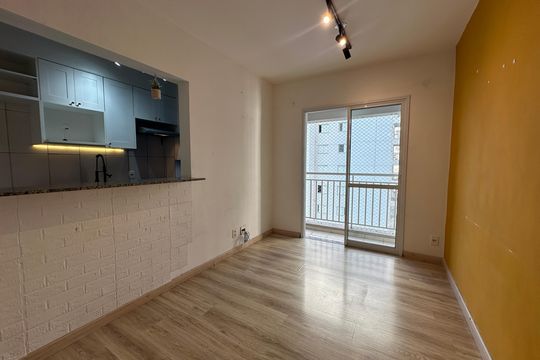Sala de apartamento para alugar com 2 quartos, 57m² em Vila Nossa Senhora da Escada, Barueri