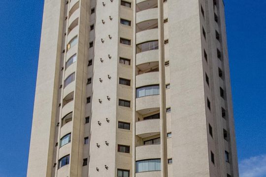 Fachada de apartamento para alugar com 2 quartos, 90m² em Vila Monumento, São Paulo