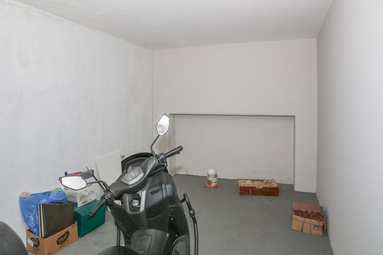 Garagem de casa à venda com 3 quartos, 130m² em Pompeia, São Paulo