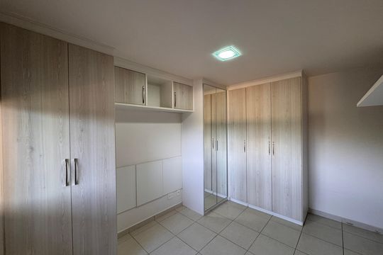Suíte de apartamento para alugar com 2 quartos, 78m² em Recreio dos Bandeirantes, Rio de Janeiro