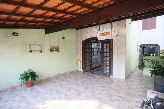 Varanda de casa para alugar com 3 quartos, 300m² em Pestana, Osasco