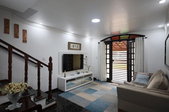 Casa para alugar com 3 quartos, 300m² em Pestana, Osasco