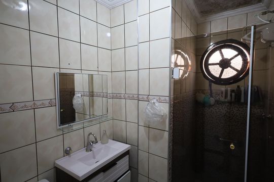Banheiro 1 de casa para alugar com 3 quartos, 300m² em Pestana, Osasco