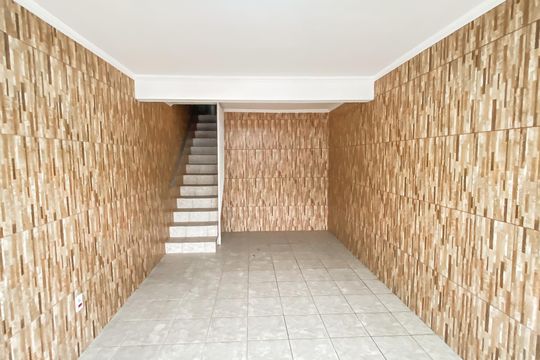 Garagem de casa para alugar com 4 quartos, 230m² em Vila Rio Branco, São Paulo