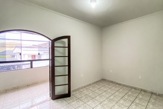 Suite de casa para alugar com 4 quartos, 230m² em Vila Rio Branco, São Paulo