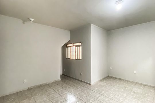 Sala da casa 1 de casa para alugar com 4 quartos, 230m² em Vila Rio Branco, São Paulo