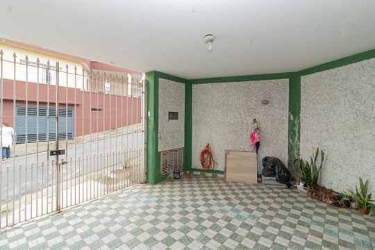 Garagem de casa para alugar com 3 quartos, 100m² em Parque São Lucas, São Paulo