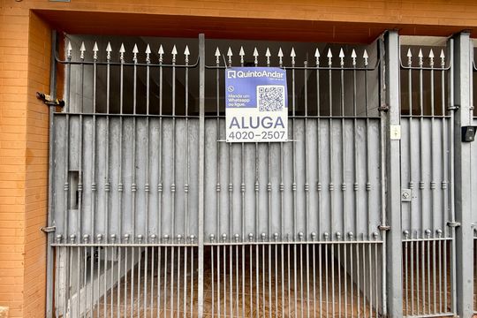 Fachada  de casa para alugar com 2 quartos, 100m² em Jardim Rosa de Franca, Guarulhos