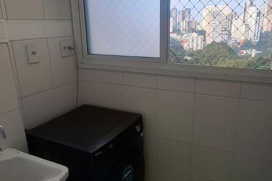 Área de serviço de apartamento para alugar com 3 quartos, 83m² em Vila Andrade, São Paulo