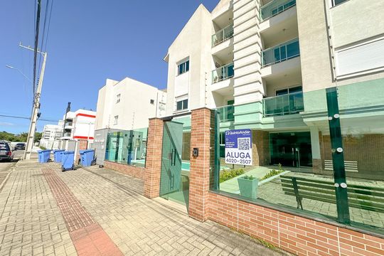 Fachada de apartamento para alugar com 3 quartos, 90m² em Ingleses Centro, Florianópolis
