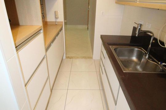 Cozinha de apartamento para alugar com 2 quartos, 72m² em Jardim São Dimas, São José dos Campos