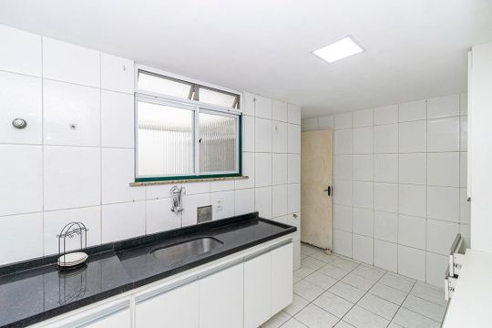 Cozinha de apartamento para alugar com 2 quartos, 85m² em Penha, Rio de Janeiro