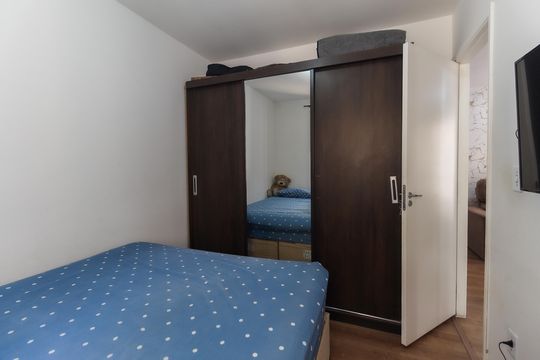 Quarto 2 de apartamento para alugar com 2 quartos, 50m² em Vila Conceicao, São Paulo