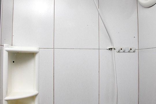 Banheiro 1 de apartamento para alugar com 2 quartos, 63m² em Floresta, Porto Alegre