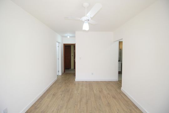 Apartamento à venda com 3 quartos, 75m² em Boa Vista, Porto Alegre