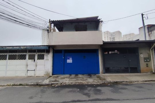 Fachada de casa para alugar com 1 quarto, 26m² em Jardim Casablanca, São Paulo