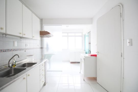 Cozinha - Armários de apartamento para alugar com 2 quartos, 102m² em Vila Andrade, São Paulo