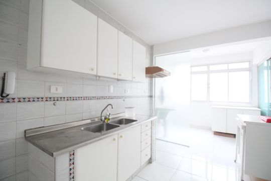 Cozinha - Armários de apartamento para alugar com 2 quartos, 102m² em Vila Andrade, São Paulo