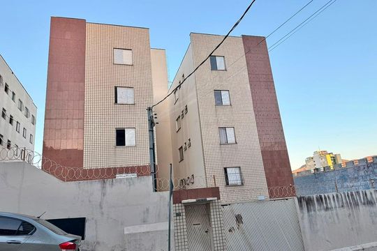 Fachada de apartamento à venda com 4 quartos, 70m² em Sagrada Família, Belo Horizonte