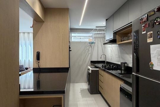 Cozinha e Área de Serviço de apartamento para alugar com 2 quartos, 70m² em Vila Belmiro, Santos