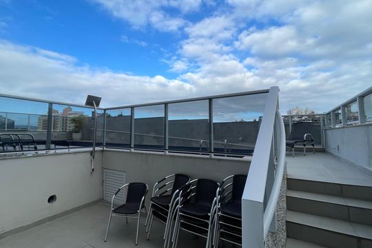 Área comum - Piscina de apartamento para alugar com 2 quartos, 65m² em Estreito, Florianópolis