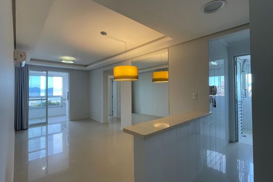 Apartamento para alugar com 2 quartos, 65m² em Estreito, Florianópolis