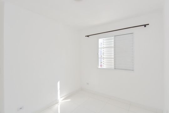 Quarto 2 de apartamento para alugar com 2 quartos, 49m² em Jardim Maria Dirce, Guarulhos