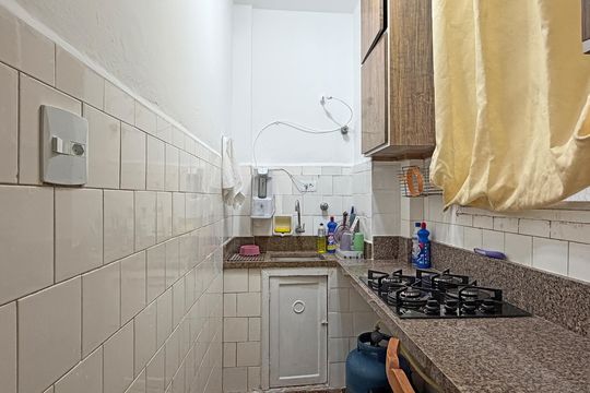 Cozinha de apartamento para alugar com 1 quarto, 75m² em José Menino, Santos