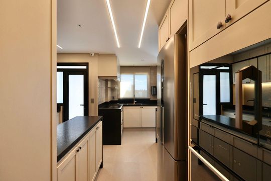Cozinha de apartamento para alugar com 1 quarto, 105m² em Nova Campinas, Campinas