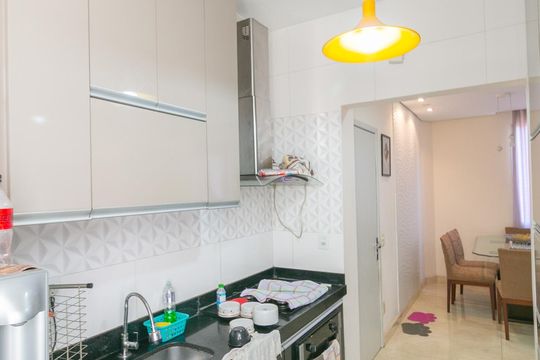 Apartamento à venda com 3 quartos, 77m² em Indaiá, Belo Horizonte