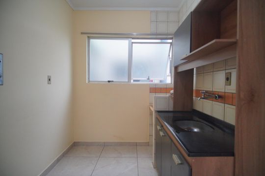 Cozinha de kitnet/studio à venda com 1 quarto, 35m² em Morro do Espelho, São Leopoldo