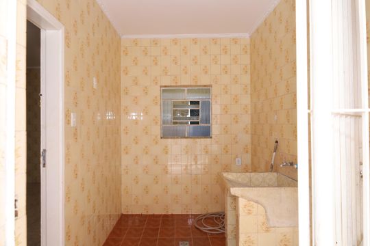 Área de Serviço de casa para alugar com 1 quarto, 50m² em Vila Rosaria, São Paulo