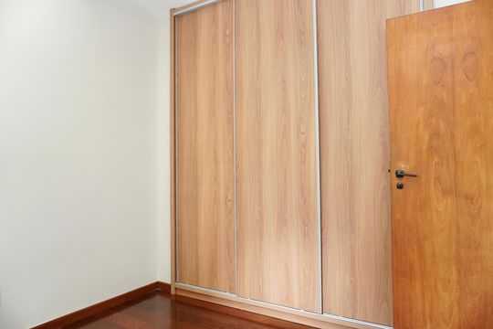 Quarto 2 de apartamento para alugar com 3 quartos, 115m² em Funcionários, Belo Horizonte