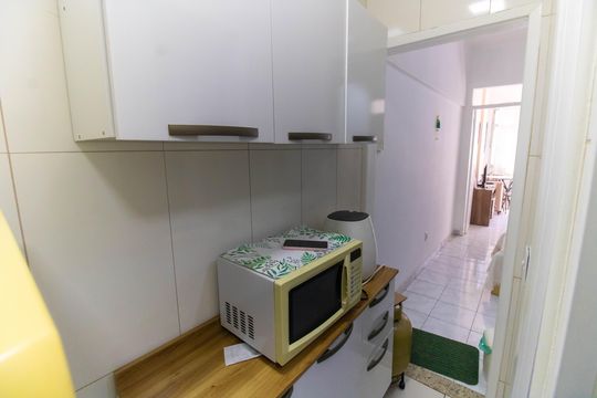Cozinha de kitnet/studio à venda com 1 quarto, 38m² em Centro, Niterói