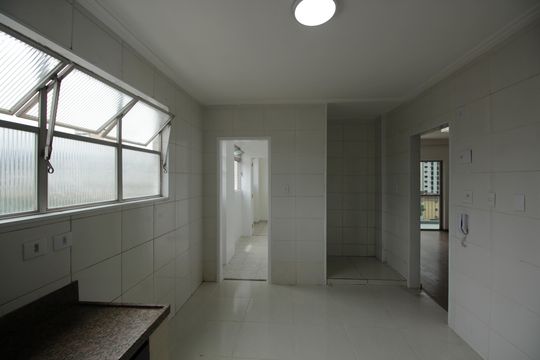 Cozinha de apartamento para alugar com 3 quartos, 114m² em Vila Belmiro, Santos