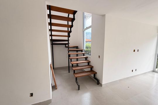 Casa para alugar com 3 quartos, 147m² em Bonsucesso, Petrópolis