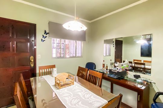 Casa à venda com 4 quartos, 192m² em Parque Boturussu, São Paulo