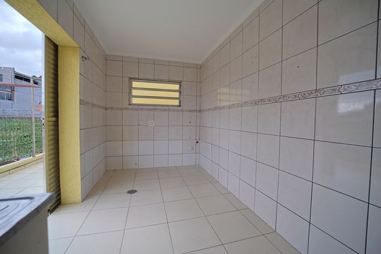 Cozinha de casa para alugar com 2 quartos, 50m² em Jardim Nordeste, São Paulo