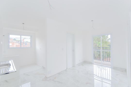 Apartamento para alugar com 2 quartos, 6m² em Vila Nova Bonsucesso, Guarulhos