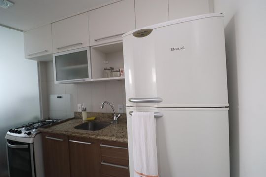 Cozinha de apartamento para alugar com 1 quarto, 72m² em Brotas, Salvador