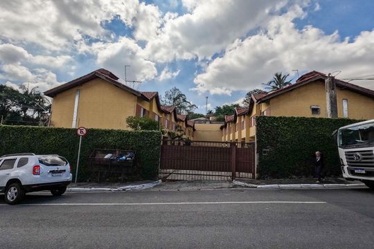 Casa de Condomínio à venda com 2 quartos, 70m² em Jardim Vivan, São Paulo