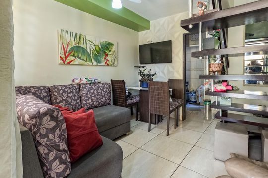 Casa de Condomínio à venda com 2 quartos, 70m² em Jardim Vivan, São Paulo